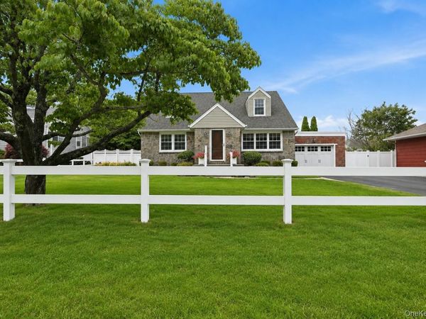 11 Cliftwood Drive, Huntington, NY 11743