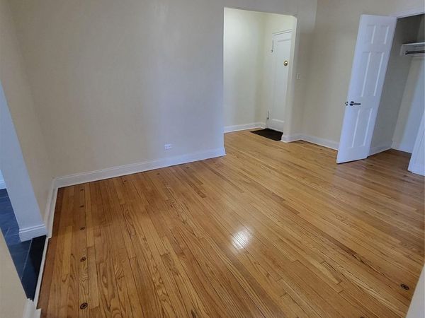 92-11 35 Ave , Jackson Heights, NY 11372