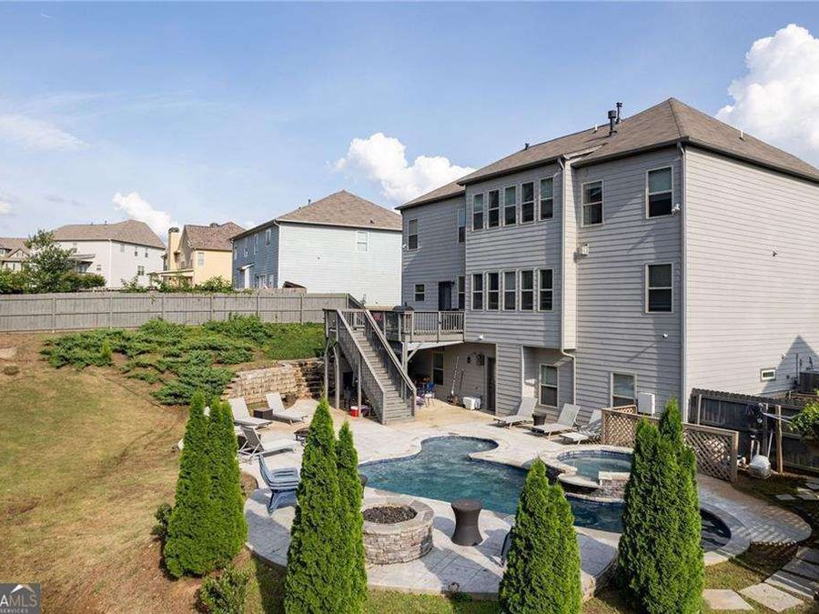 Property Image 4