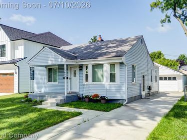 3689 Phillips Avenue, Berkley, MI 48072