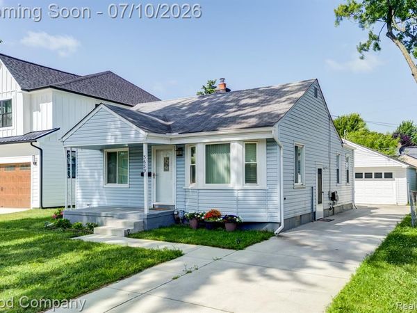 3689 Phillips Avenue, Berkley, MI 48072