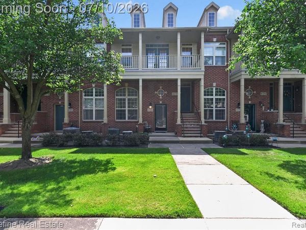 420 Boardwalk Drive, Walled Lake, MI 48390