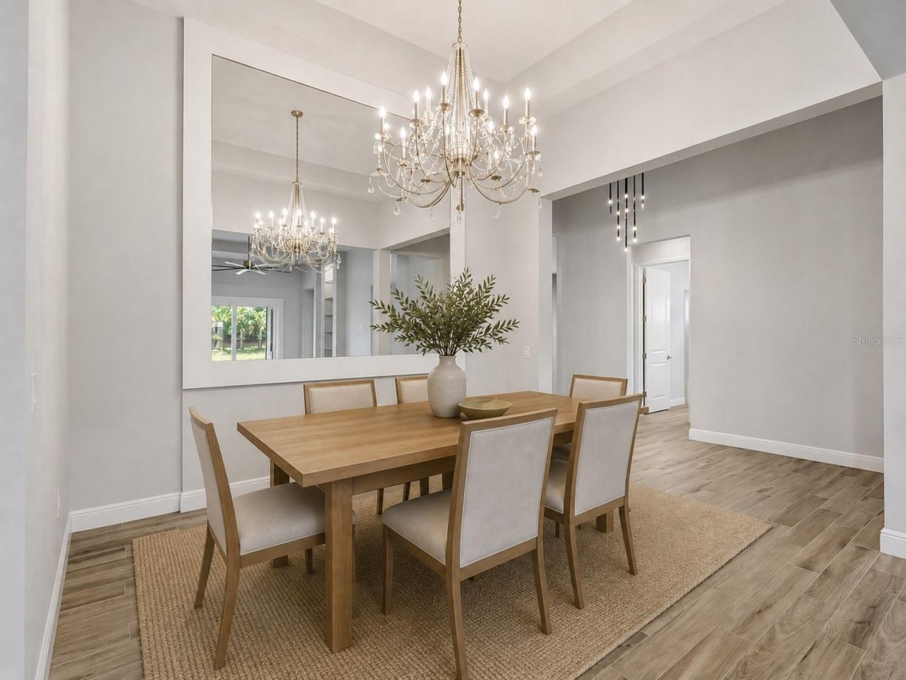 8282 Grande Shores Drive, Sarasota, FL 34240 Photo