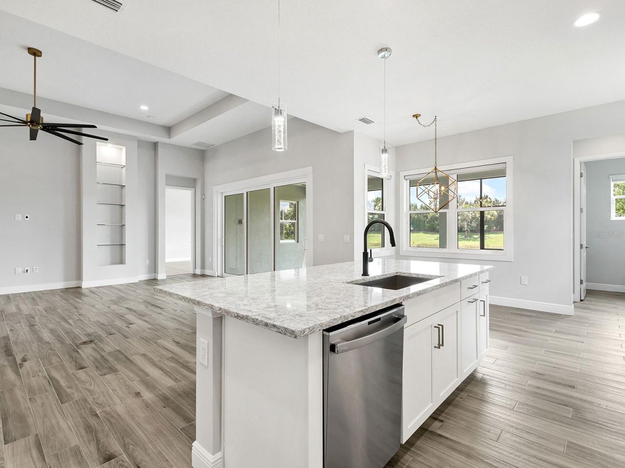 8282 Grande Shores Drive, Sarasota, FL 34240 Photo