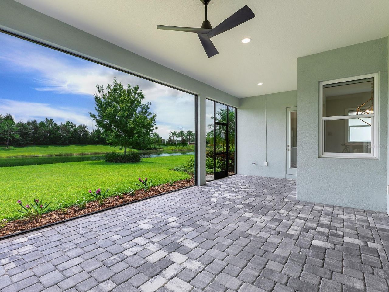 8282 Grande Shores Drive, Sarasota, FL 34240 Photo