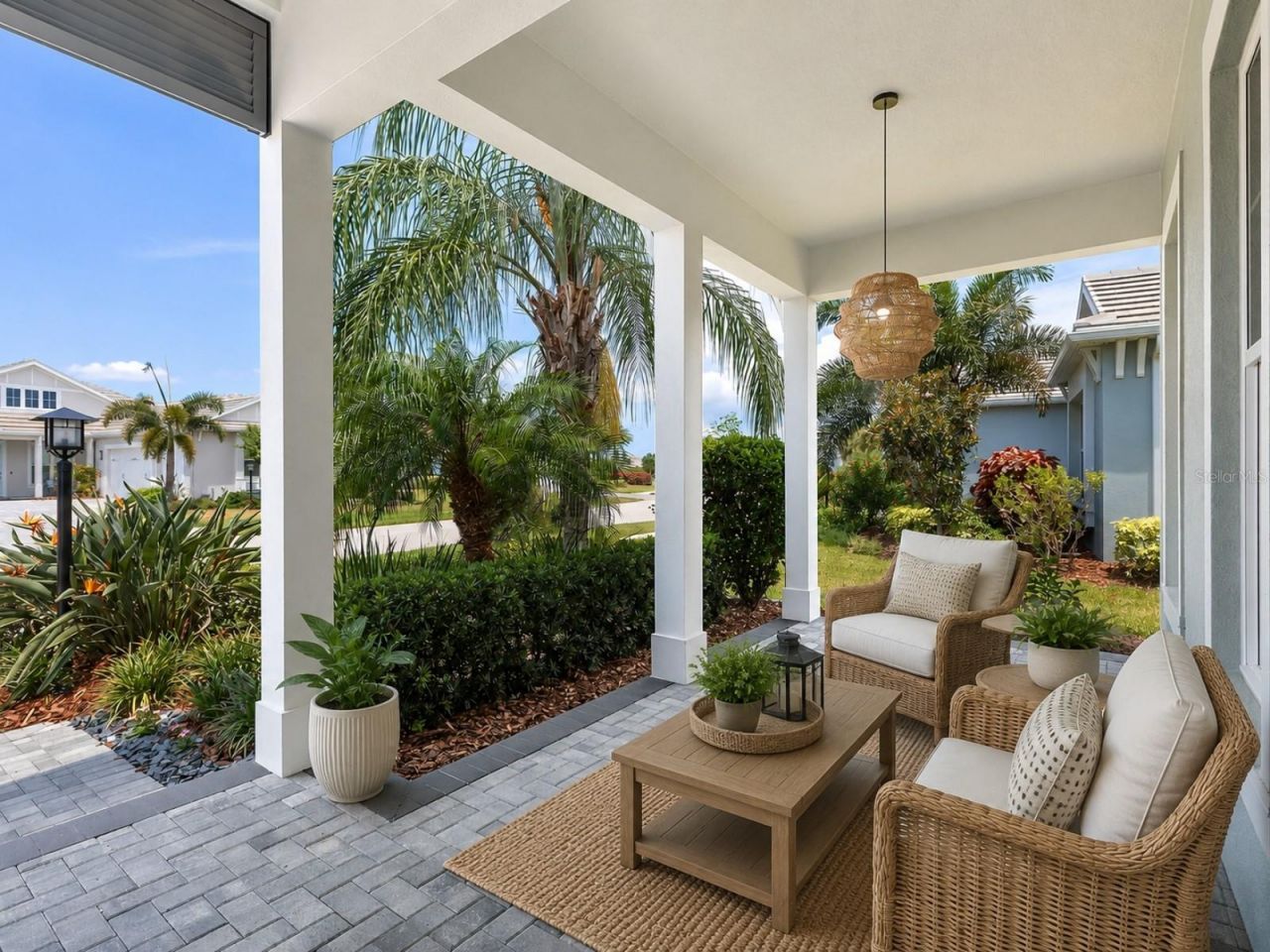 8282 Grande Shores Drive, Sarasota, FL 34240 Photo