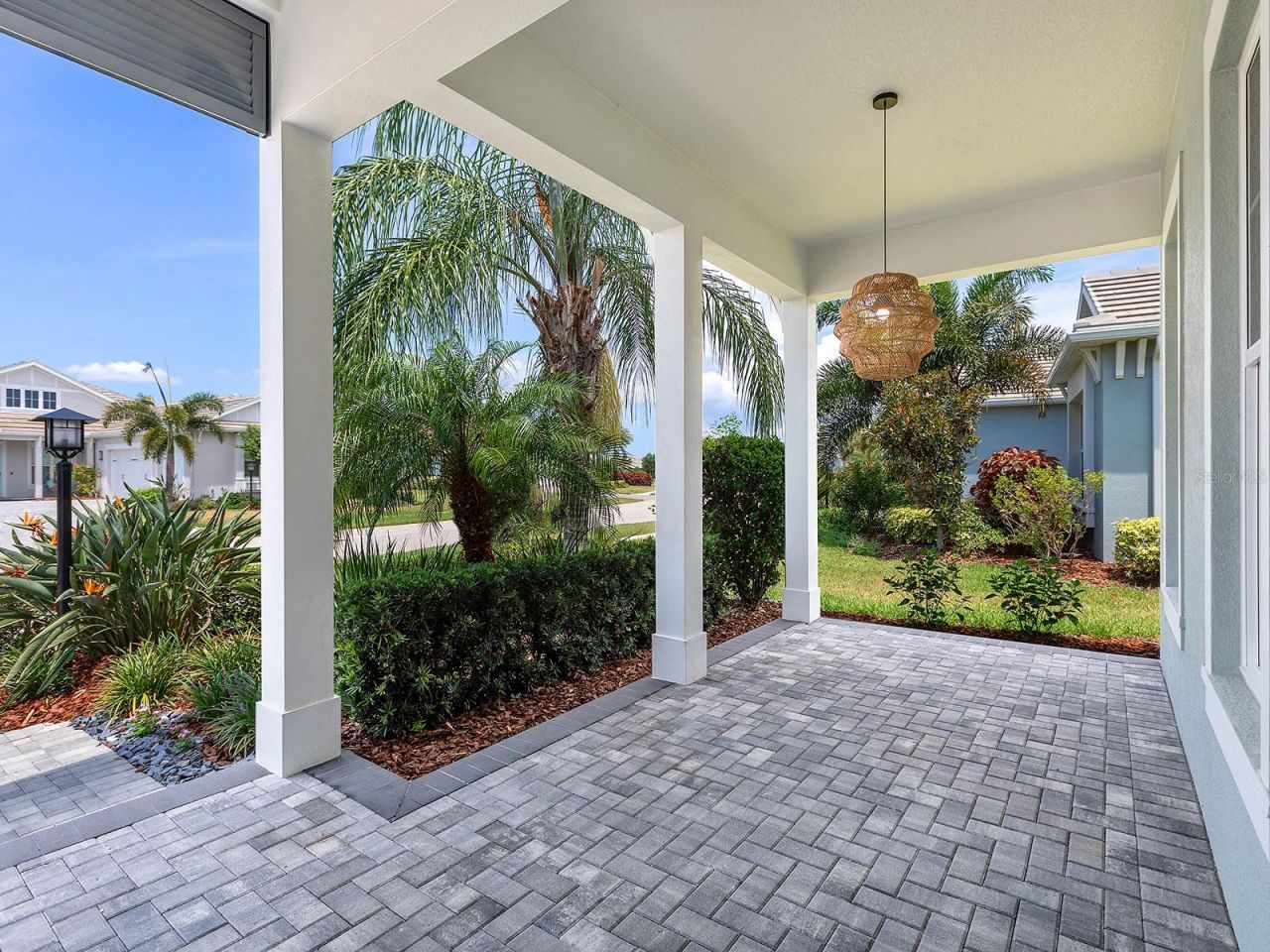 8282 Grande Shores Drive, Sarasota, FL 34240 Photo