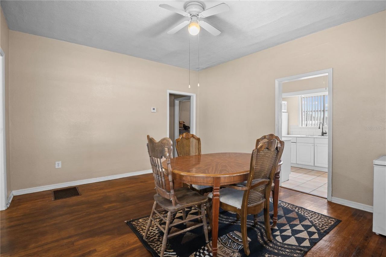 4517 Kenilworth Boulevard , Sebring, FL 33870 Photo