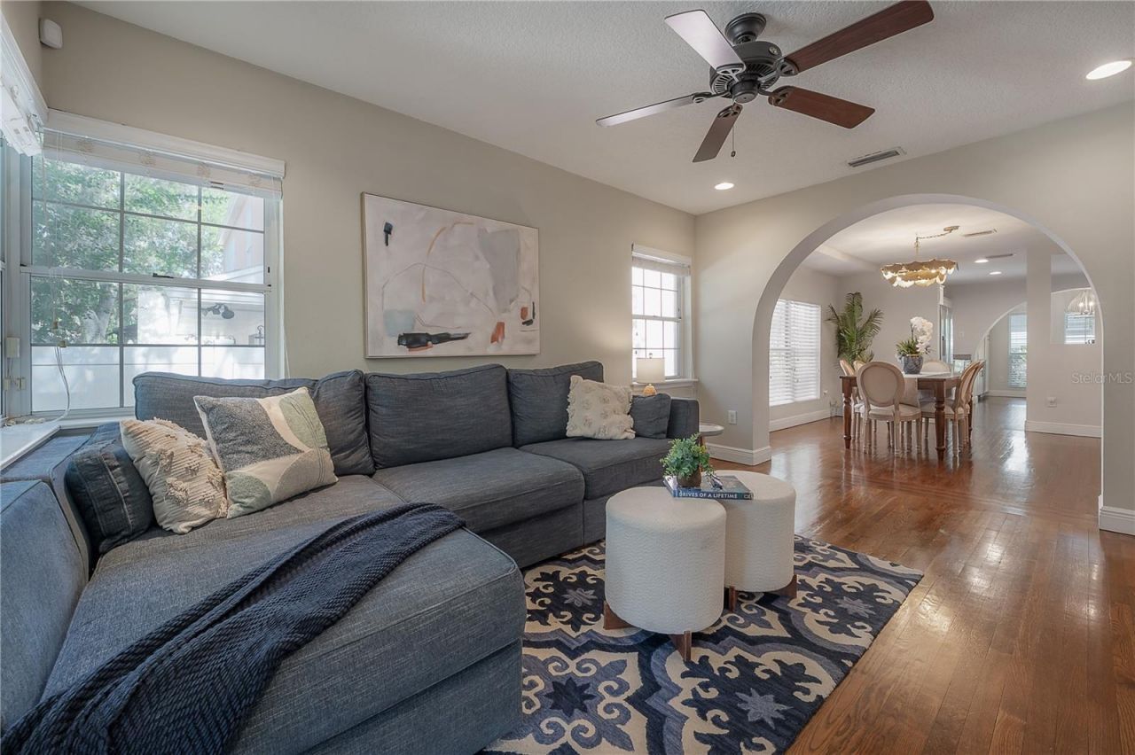 3108 W Villa Rosa Street, Tampa, FL 33611 Photo