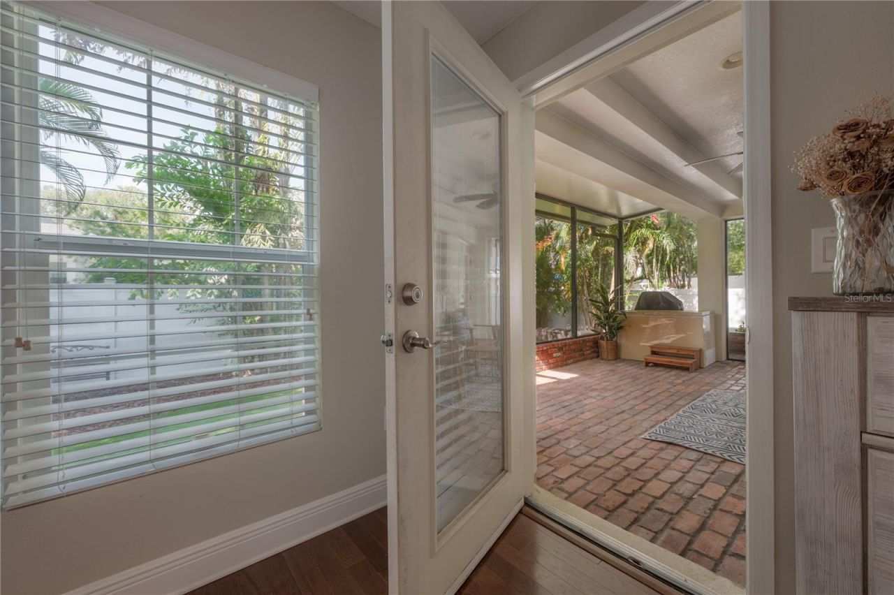 3108 W Villa Rosa Street, Tampa, FL 33611 Photo