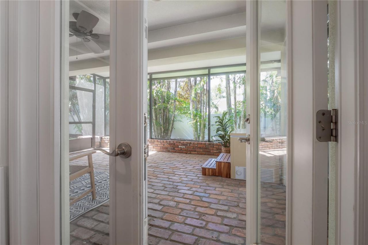3108 W Villa Rosa Street, Tampa, FL 33611 Photo