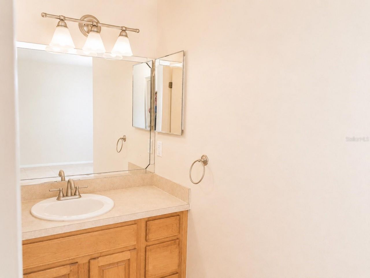 9100 Dr Martin Luther King Jr Street N, Unit 1103, Saint Petersburg, FL 33702 Photo