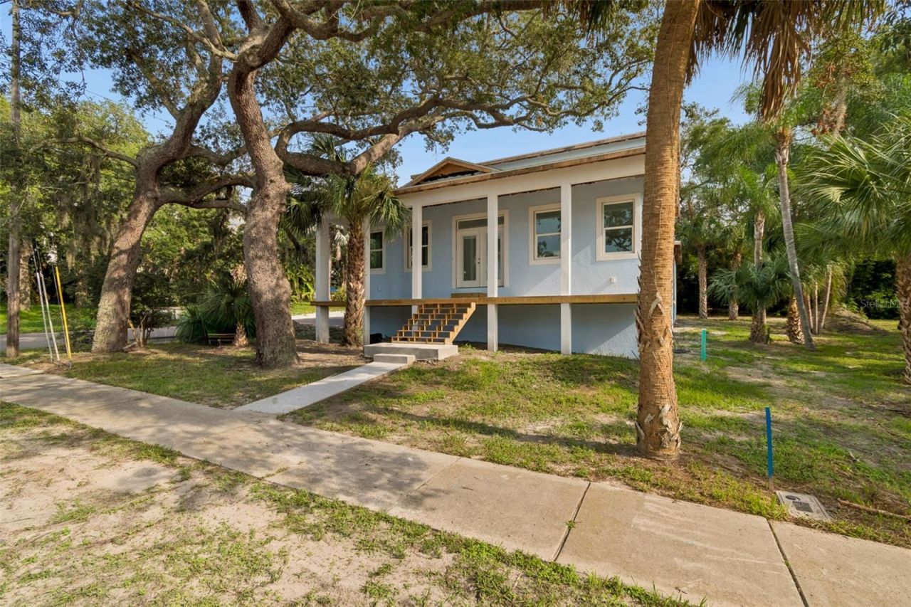 383 Georgia Avenue, Crystal Beach, FL 34681 Photo