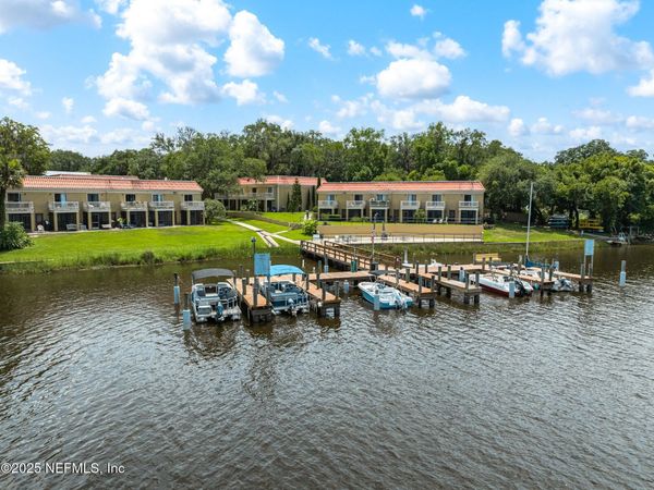 5811 ATLANTIC Boulevard, Unit 25, Jacksonville, FL 32207