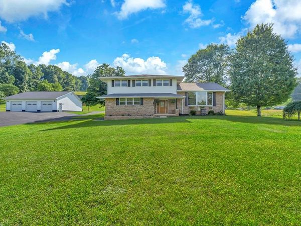 4035 Gatewood Road, FAYETTEVILLE, WV 25840