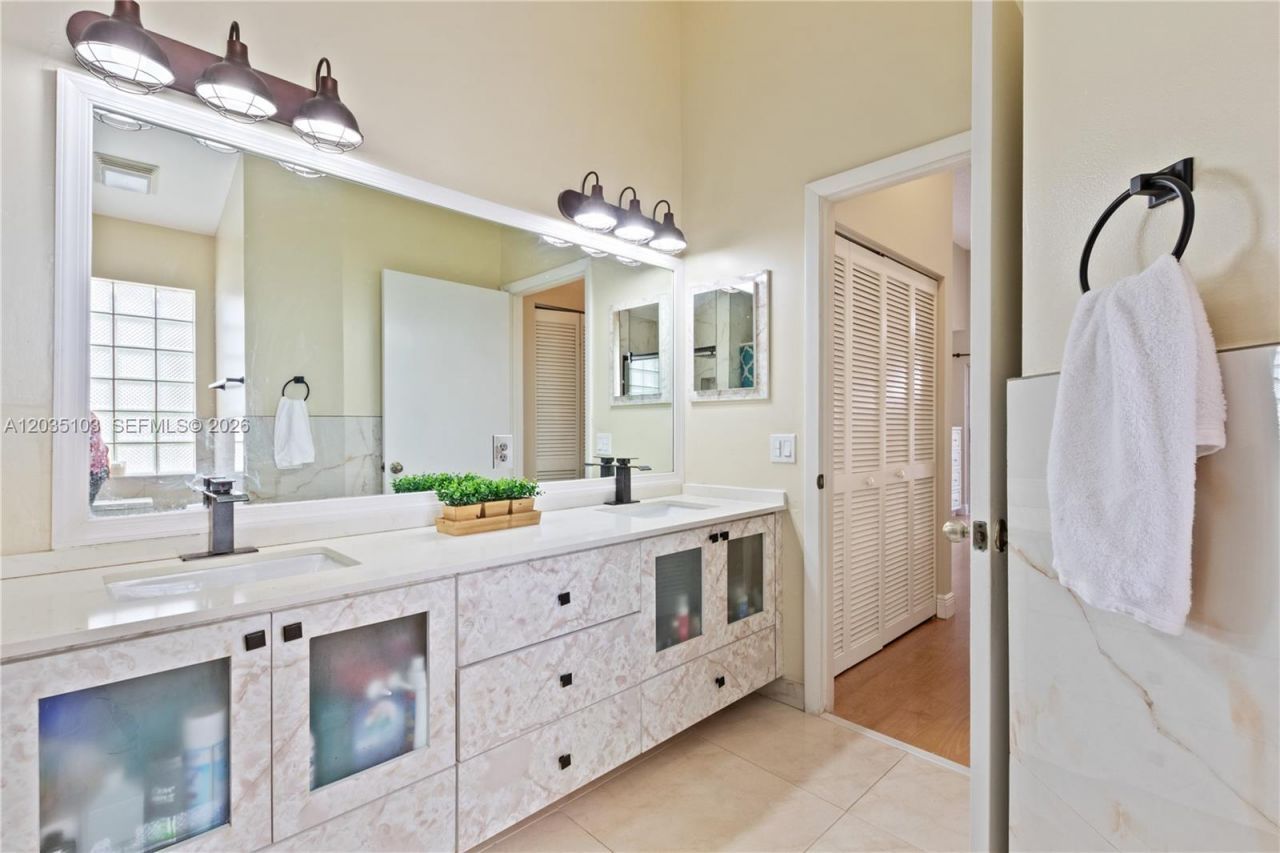 11637 NW 3rd Dr , Coral Springs, FL 33071 Photo