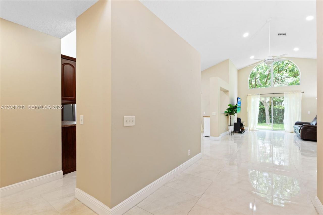 11637 NW 3rd Dr , Coral Springs, FL 33071 Photo