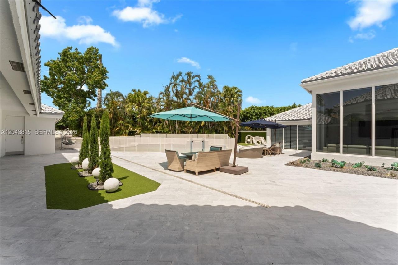 2673 NW 64th Blvd, Boca Raton, FL 33496 Photo