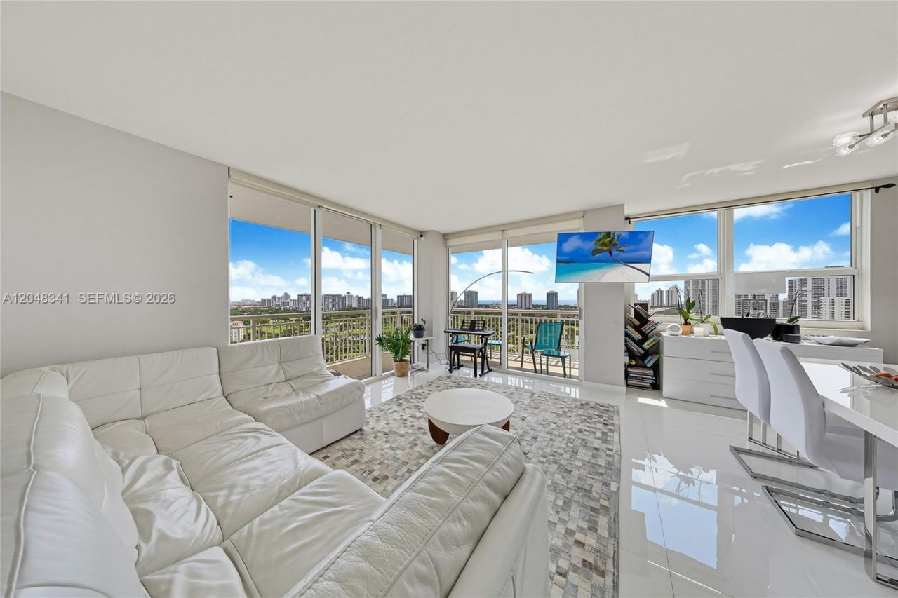 19501 W Country Club Dr , Unit 2014, Aventura, FL 33180 Photo
