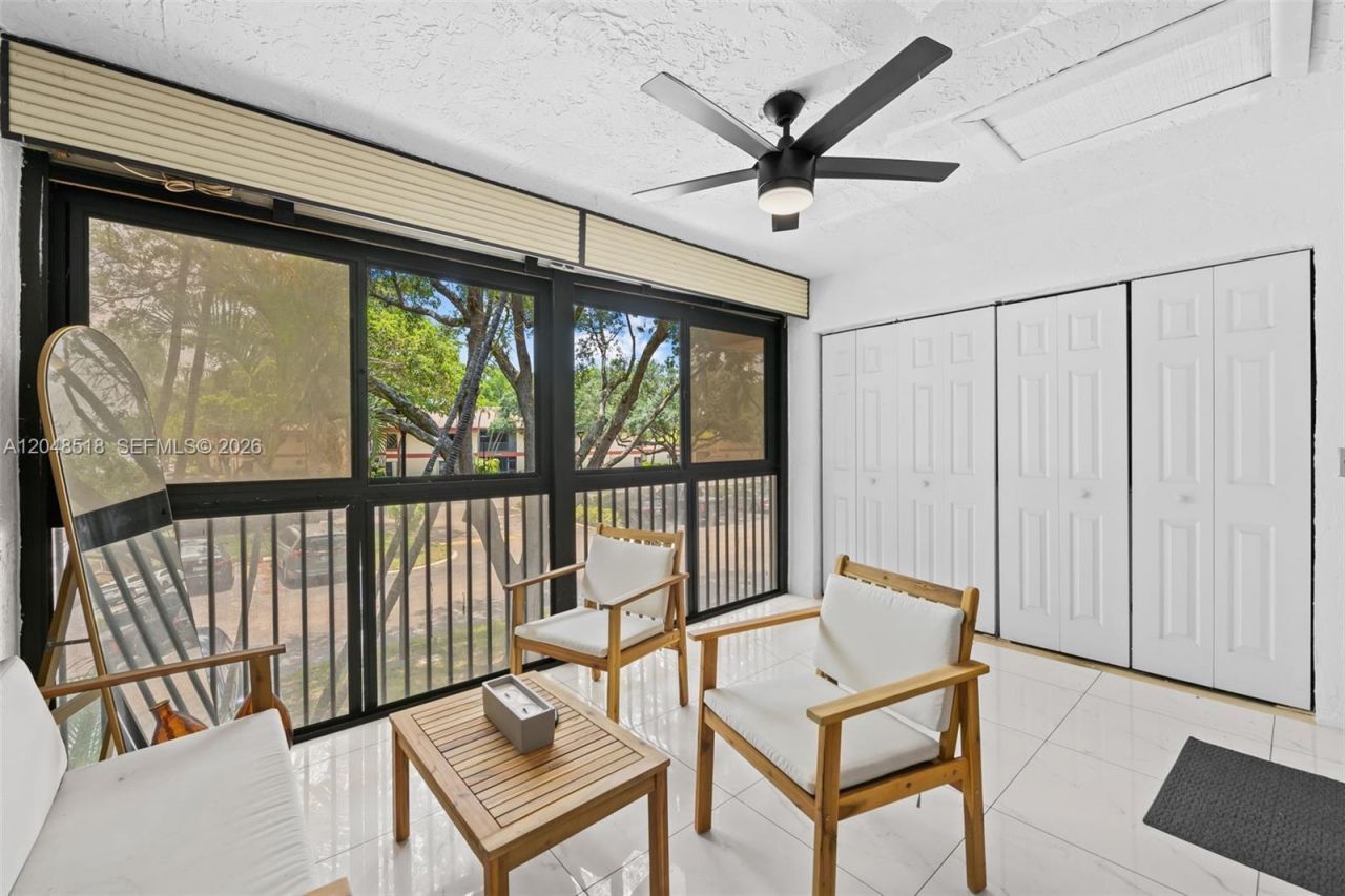 4105 S Carambola Cir S , Unit 2106, Coconut Creek, FL 33066 Photo