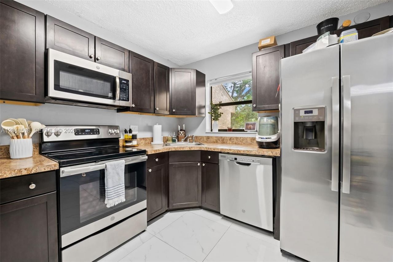 4105 S Carambola Cir S , Unit 2106, Coconut Creek, FL 33066 Photo