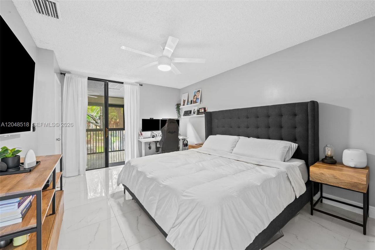 4105 S Carambola Cir S , Unit 2106, Coconut Creek, FL 33066 Photo