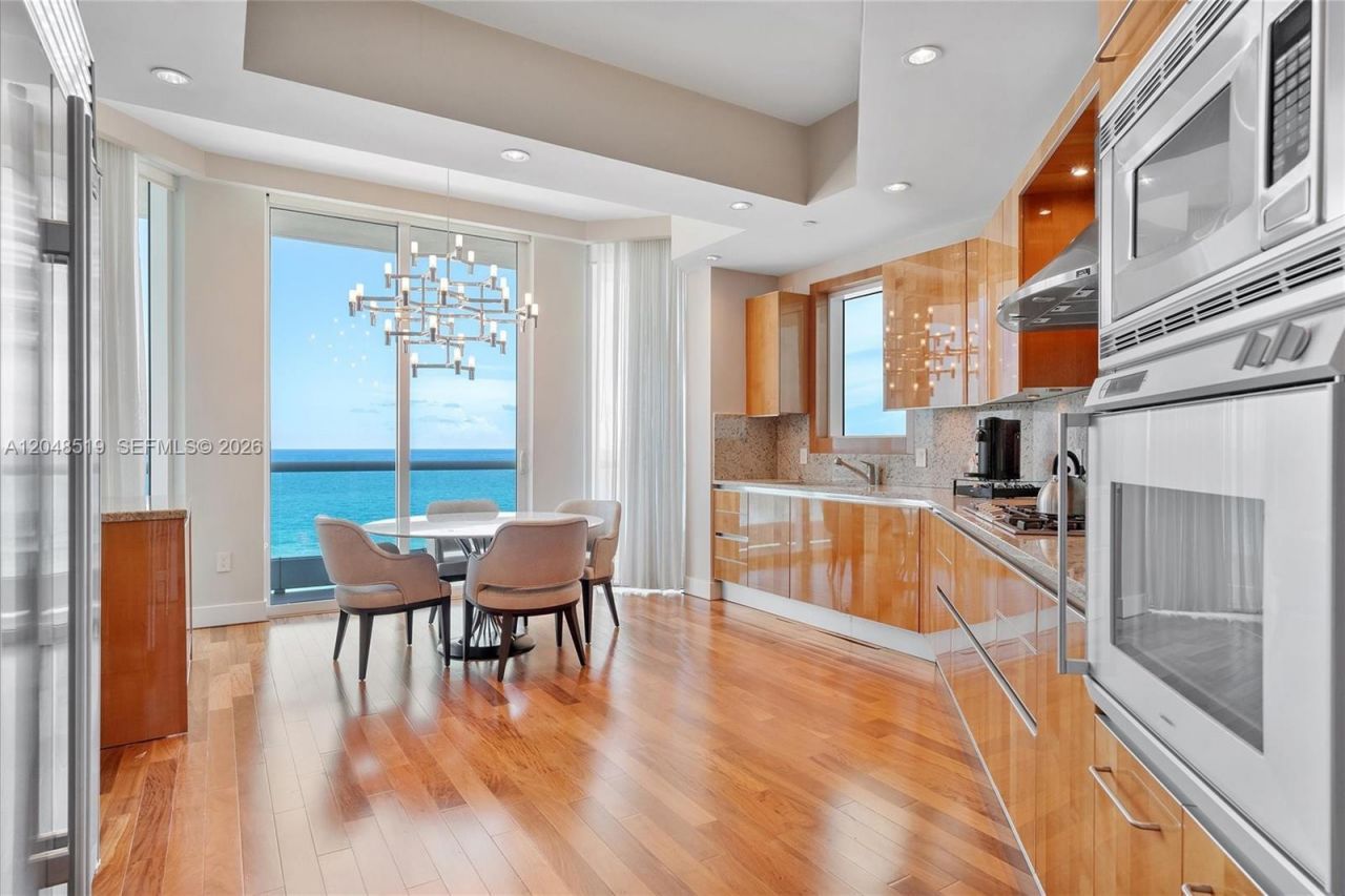 16051 Collins Ave , Unit 1102, Sunny Isles Beach, FL 33160 Photo
