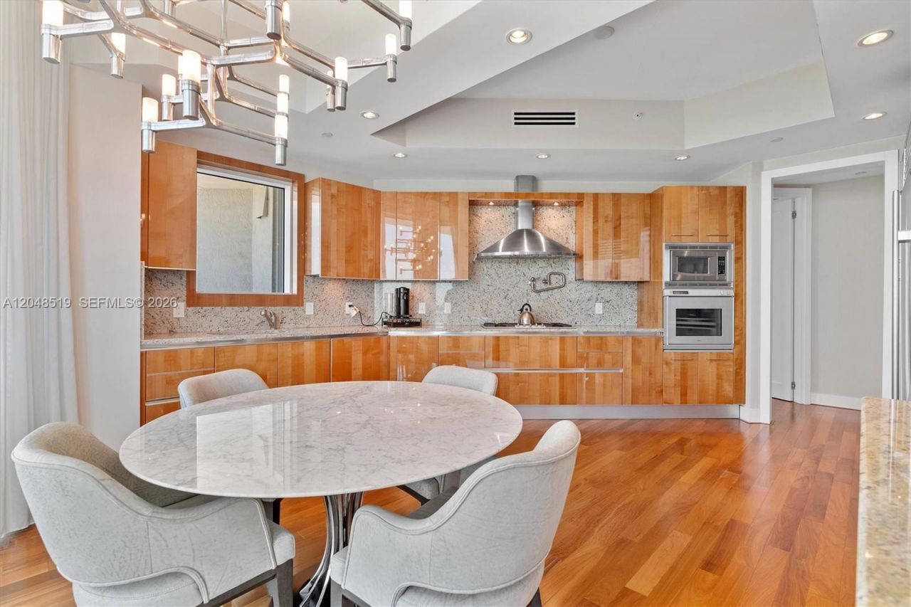 16051 Collins Ave , Unit 1102, Sunny Isles Beach, FL 33160 Photo