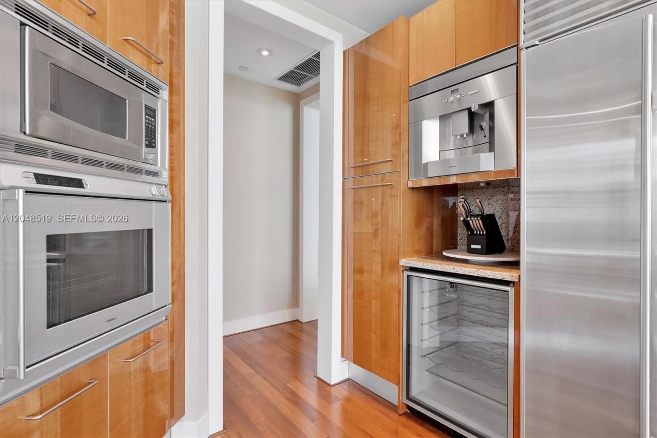 16051 Collins Ave , Unit 1102, Sunny Isles Beach, FL 33160 Photo