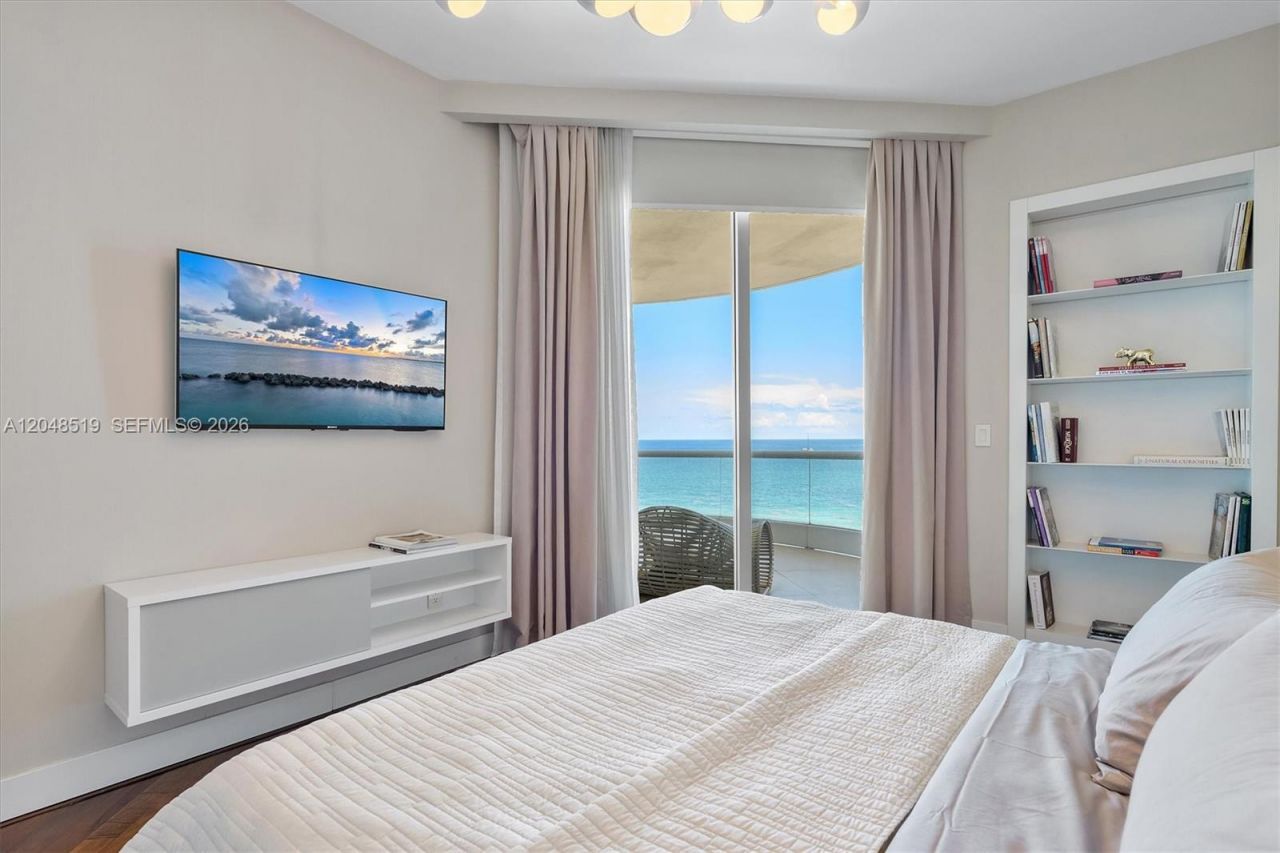16051 Collins Ave , Unit 1102, Sunny Isles Beach, FL 33160 Photo
