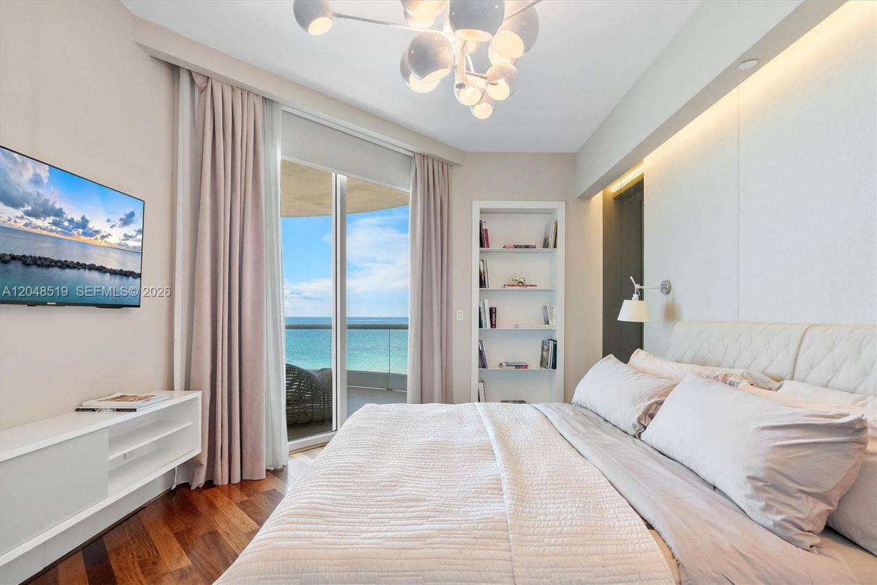 16051 Collins Ave , Unit 1102, Sunny Isles Beach, FL 33160 Photo