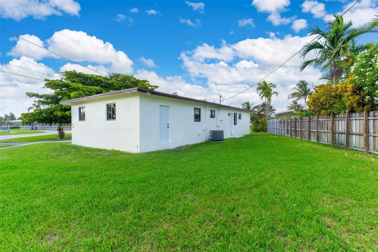 Please Call For Address, Miami, FL 33157 Photo