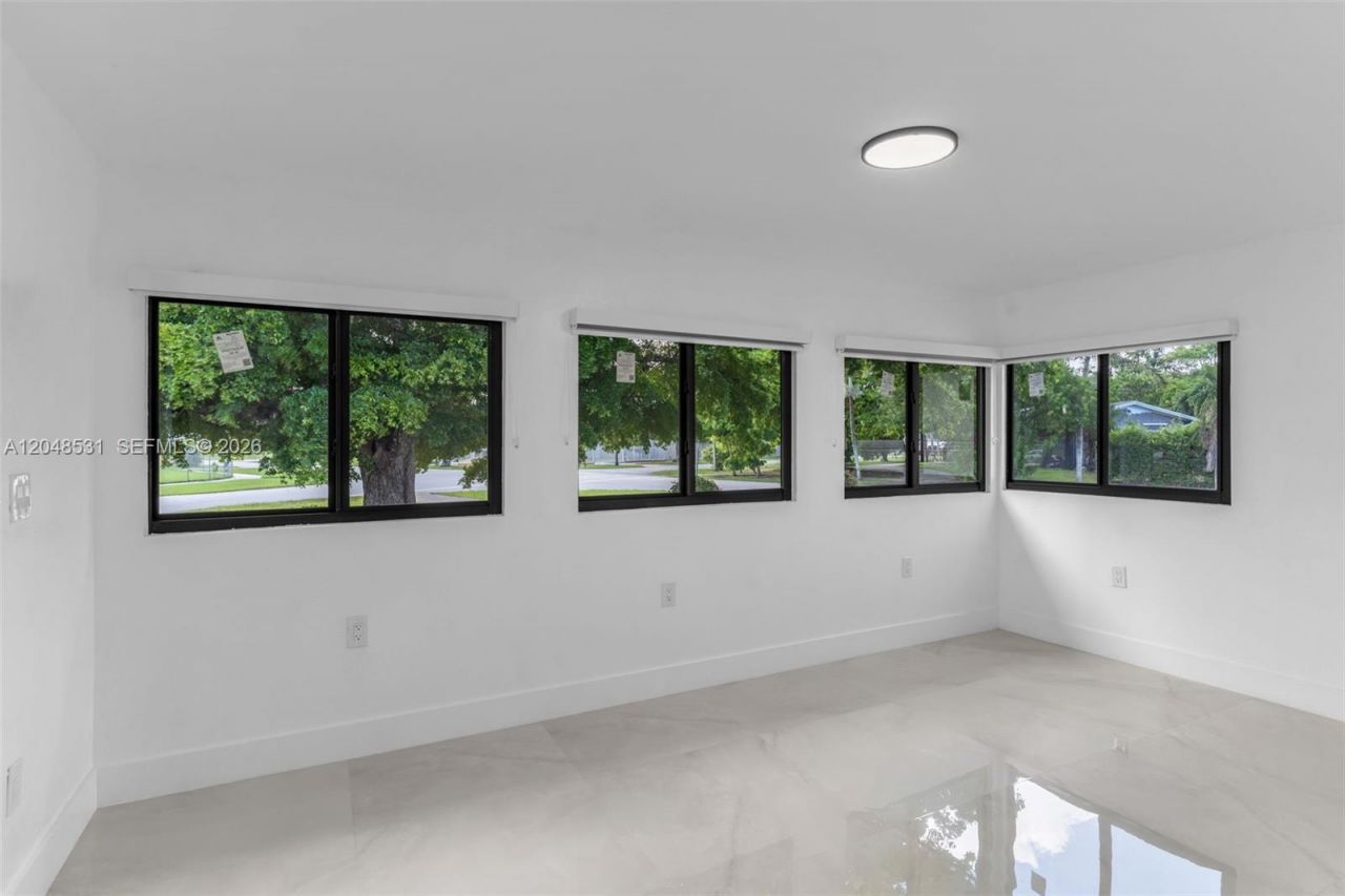 Please Call For Address, Miami, FL 33157 Photo