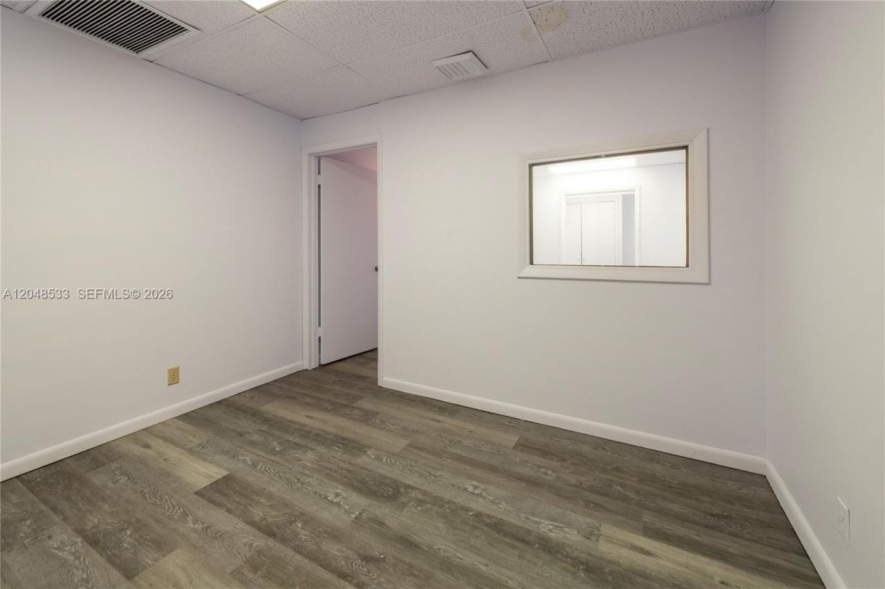 3801 N University Dr , Unit 320, Sunrise, FL 33351 Photo