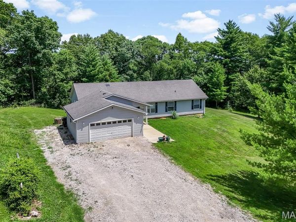 16021 Pellikan Lane, Grafton, IL 62037