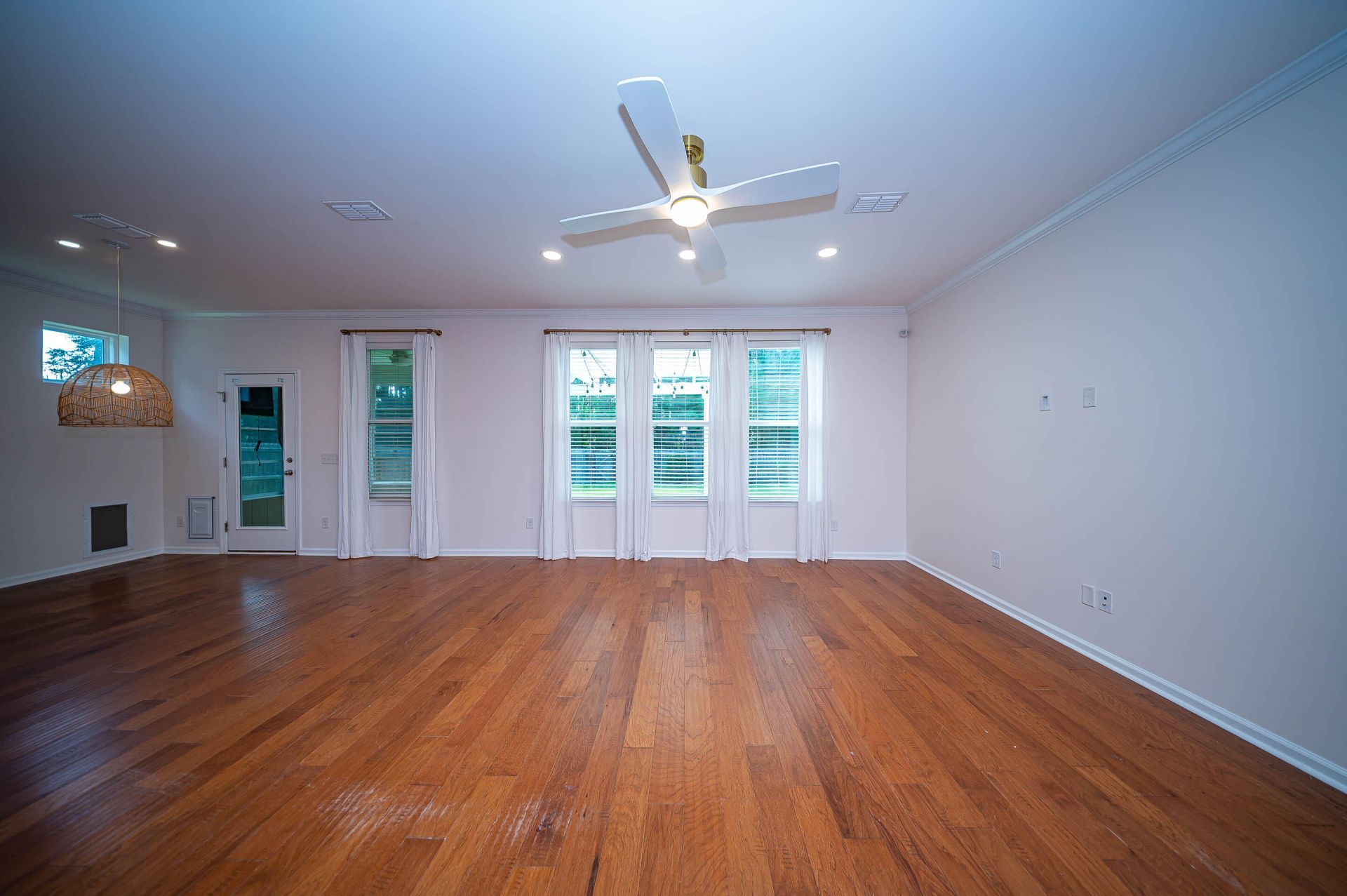 204 Buttercup Lane Photo 33