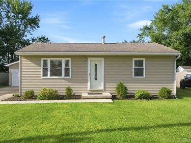 114 Oakwood Avenue, Fairborn, OH 45324