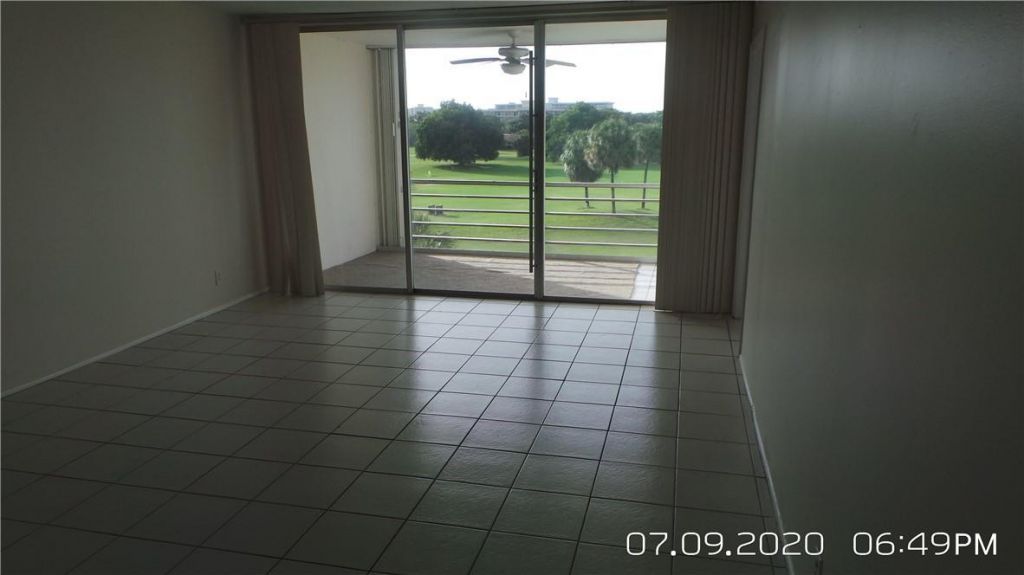 2651 S Course Drive, Unit 403, Pompano Beach, FL 33069 Photo