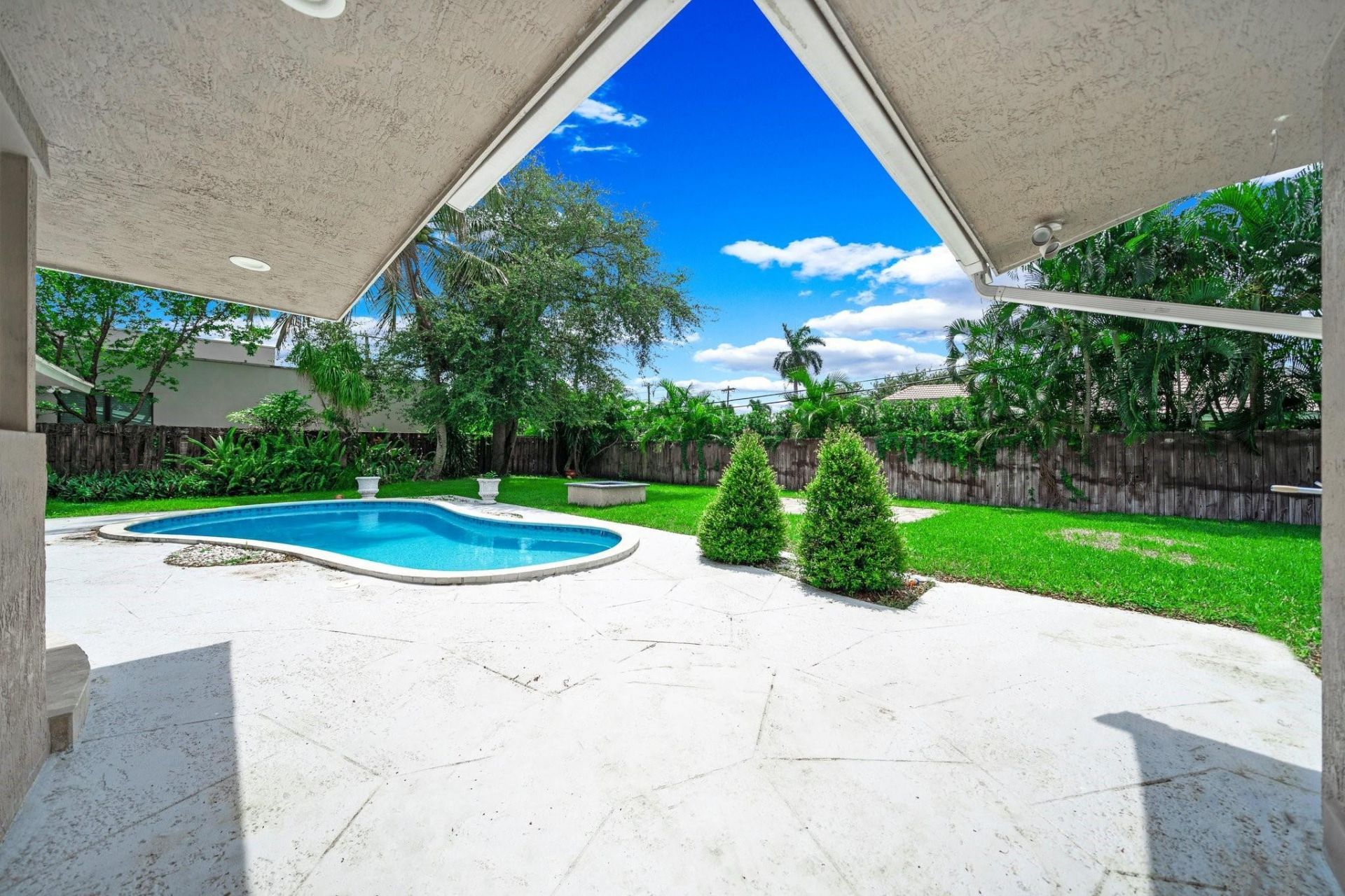 4021 Bayview Drive, Fort Lauderdale, FL 33308 Photo