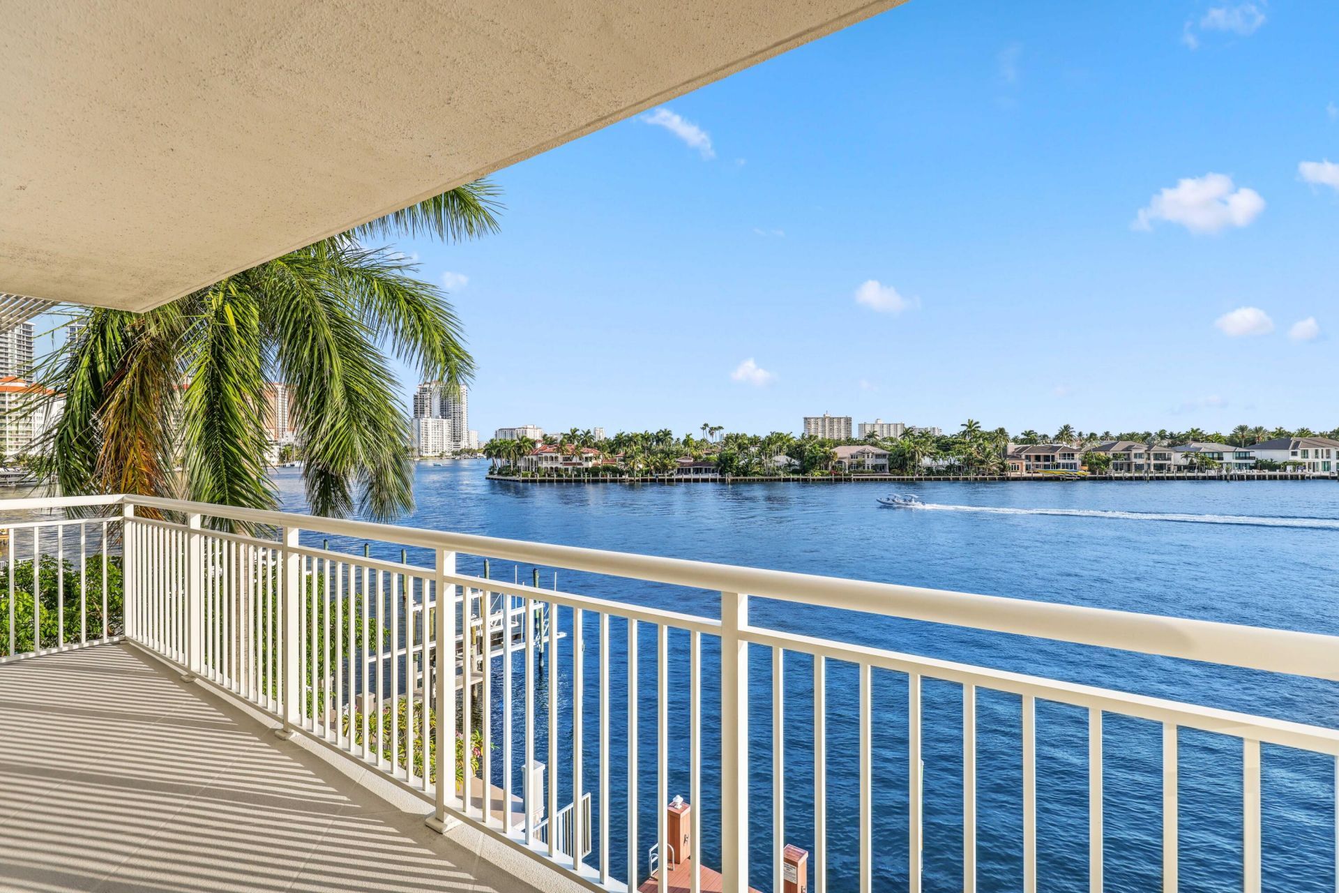 511 Bayshore Drive, Unit 401, Fort Lauderdale, FL 33304 Photo
