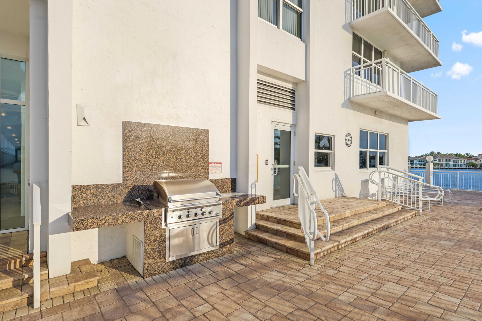 511 Bayshore Drive, Unit 401, Fort Lauderdale, FL 33304 Photo