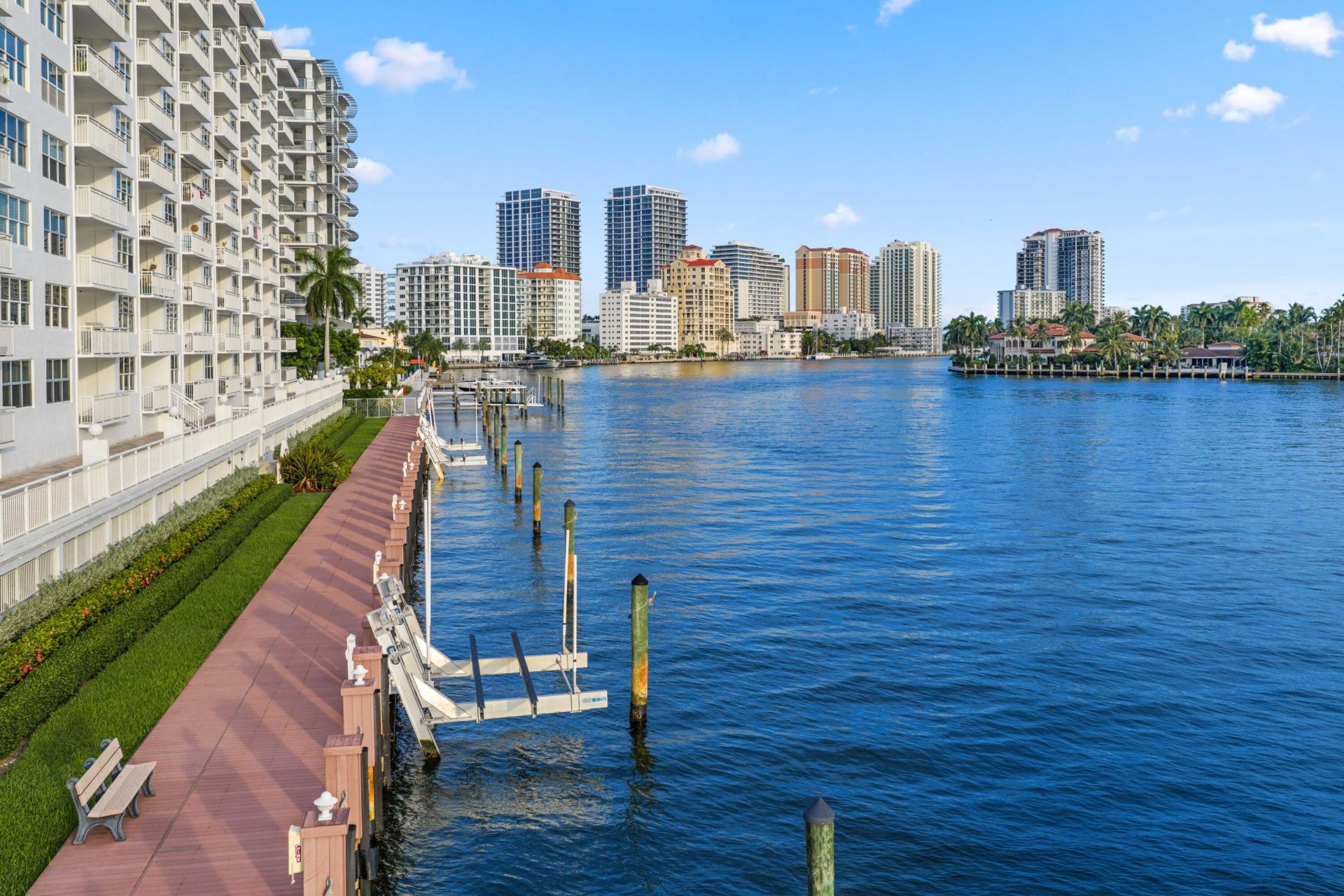 511 Bayshore Drive, Unit 401, Fort Lauderdale, FL 33304 Photo