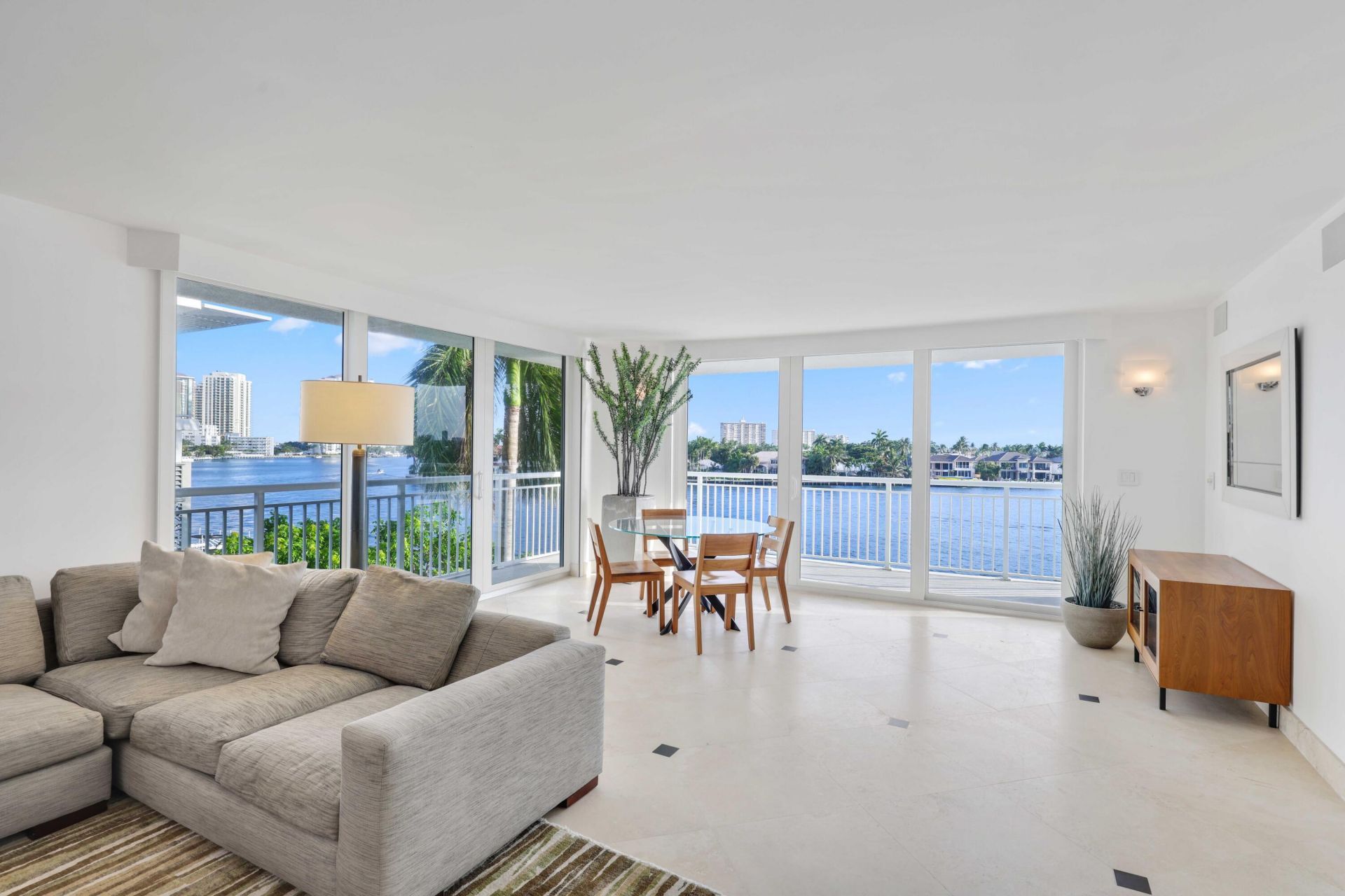 511 Bayshore Drive, Unit 401, Fort Lauderdale, FL 33304 Photo