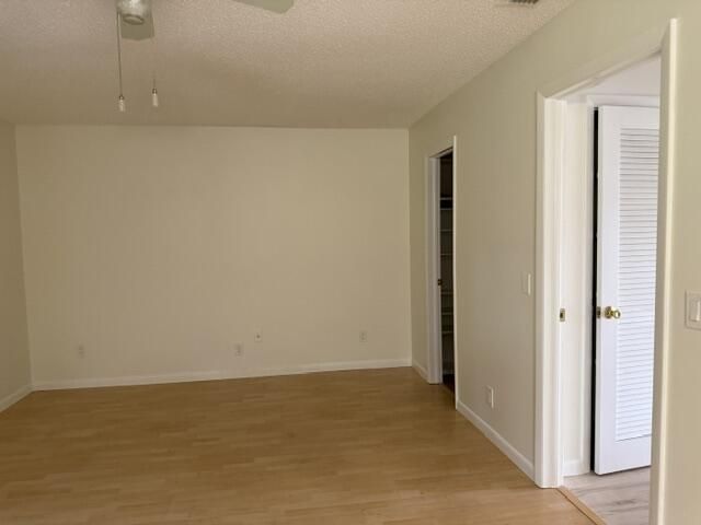 7293 W Oakridge Circle, Lake Worth, FL 33462 Photo