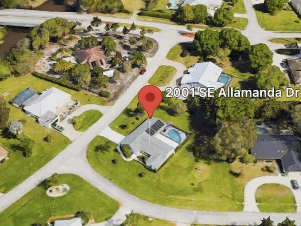 2001 SE Allamanda Drive, Port St. Lucie, FL 34952