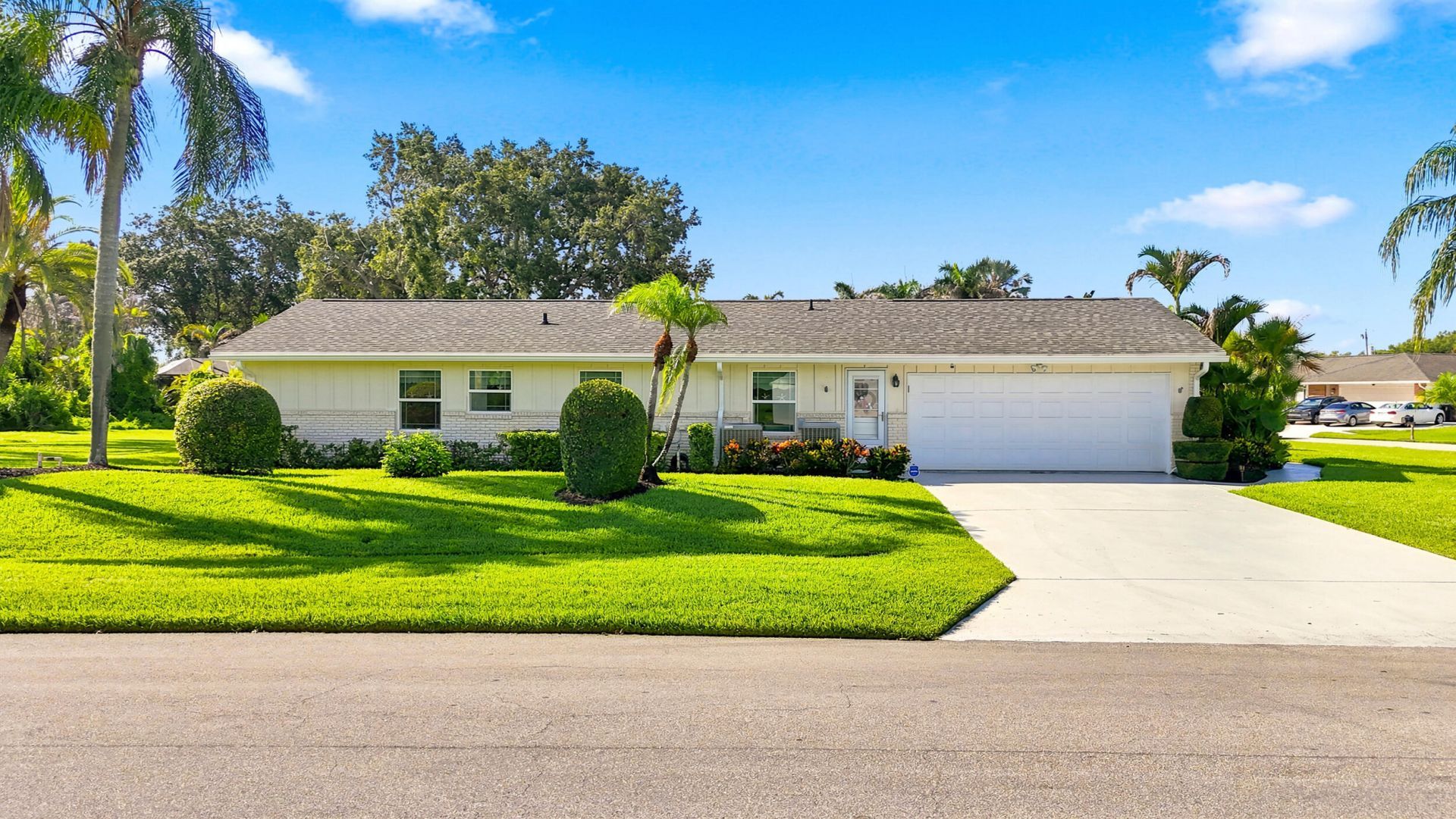 2001 SE Allamanda Drive, Port Saint Lucie, FL 34952 Photo
