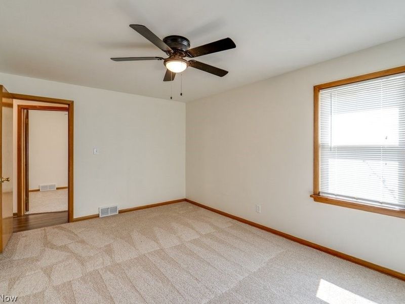 2031 W Pleasant Valley Road, Parma, OH 44134 Photo 12