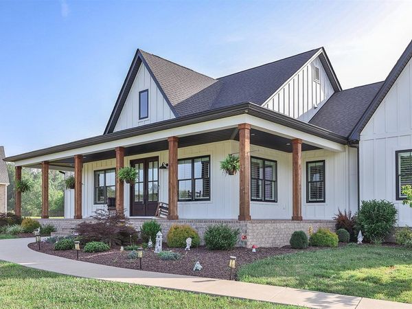 1716 Hazel Farms Lane , Bowling Green, KY 42102