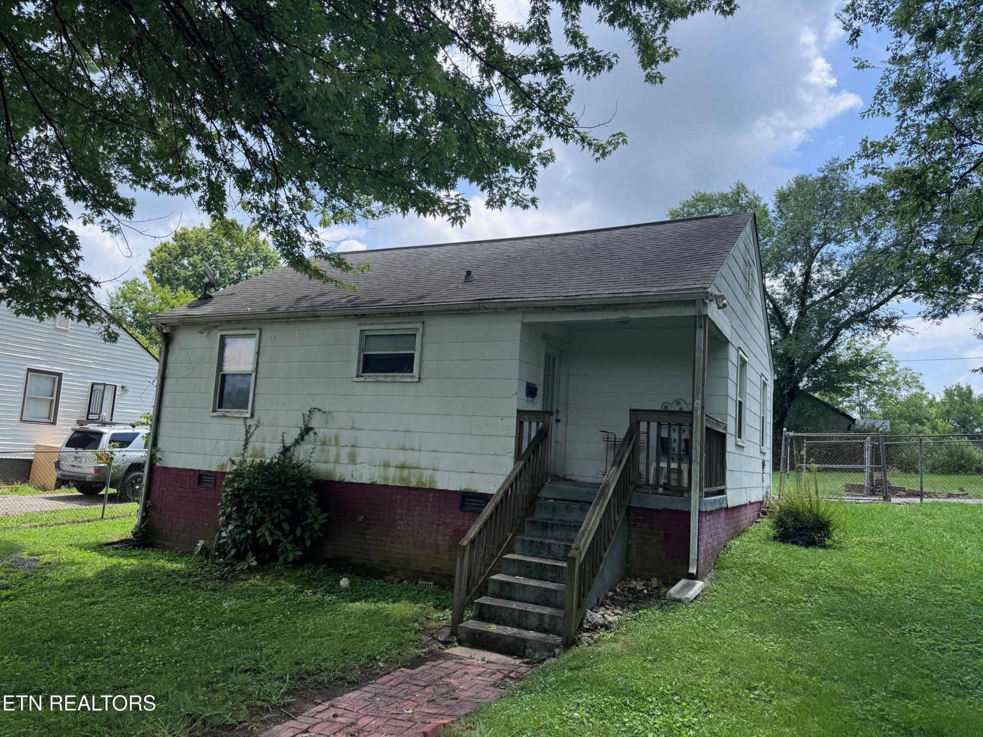 2014 Harold Ave, Knoxville, TN 37915 Main Photo
