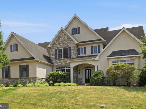 340 ROYAL HUNT WAY, LITITZ, PA 17543